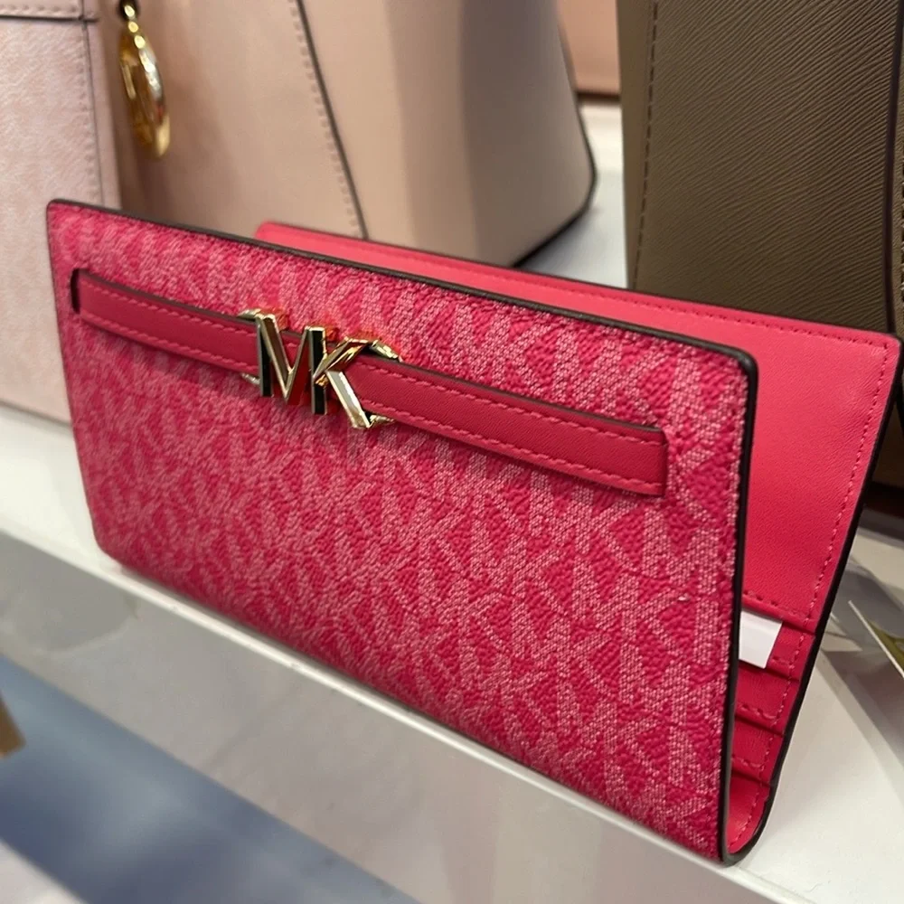 MICHAEL KORS Reed Large Snap Signature Wallet Electric Pink NWT
